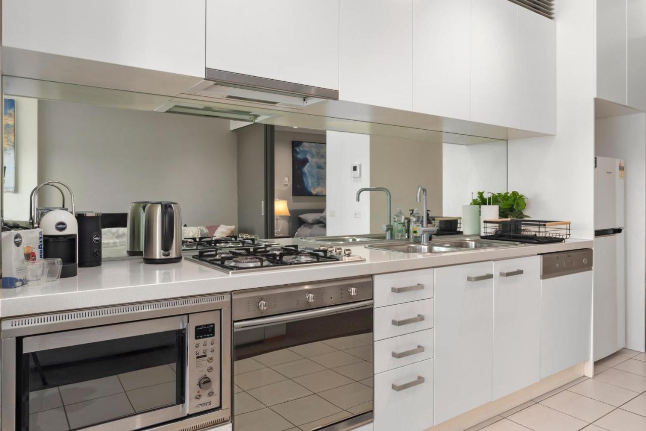 Sophisticated Designer Condo W River & City Views Melbourne Exterior foto