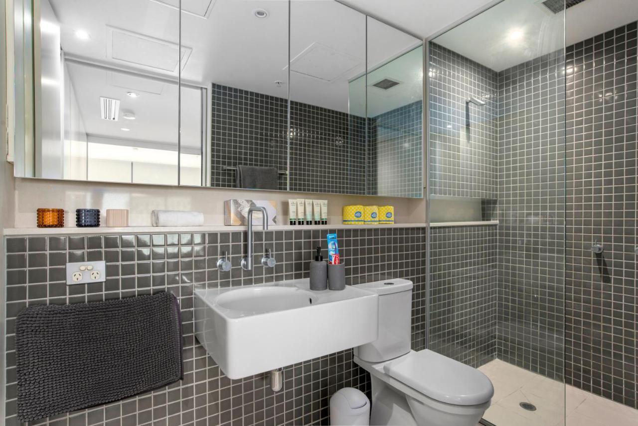 Sophisticated Designer Condo W River & City Views Melbourne Exterior foto